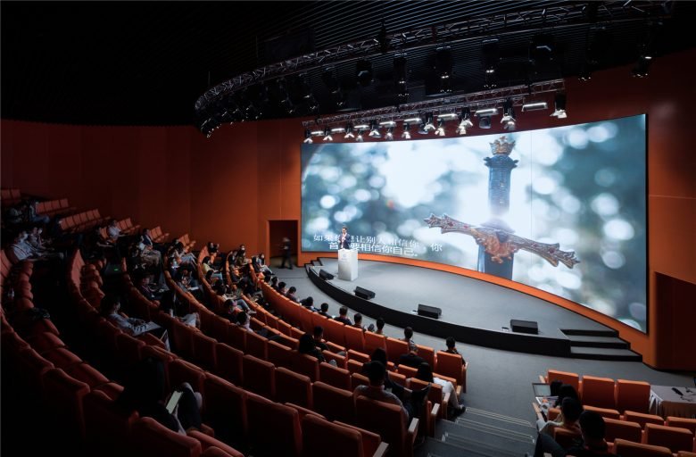 亚布力企业家会议中心 / MAD Architects