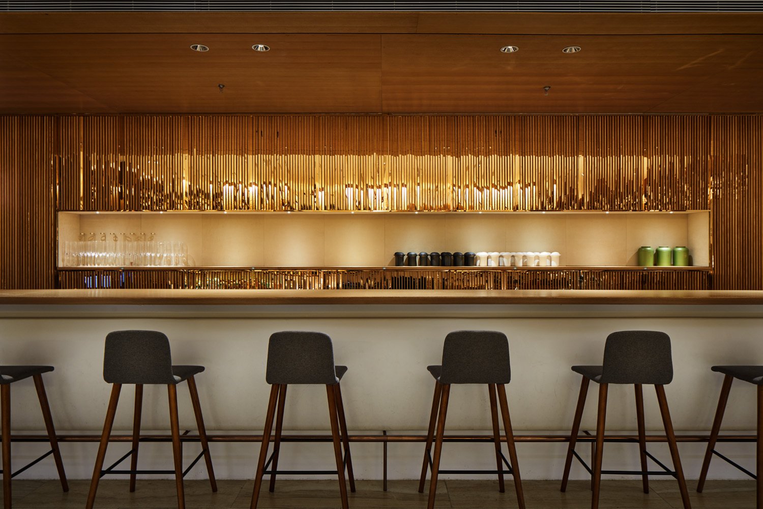 颜书店 by ikg inc.