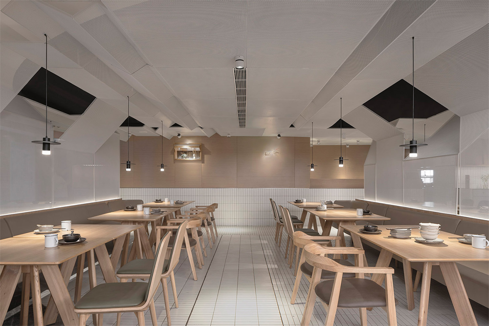 燕舍餐厅 / Golucci Interior Architects 燕舍餐厅 / Golucci Interior Architects