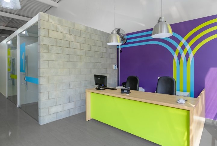 Yázigi – Loko Design 语言学校网络，巴西圣保罗