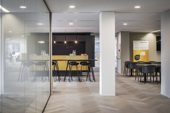 荷兰纳尔登 DZAP 设计的 Yellowtail 办公室 荷兰纳尔登 DZAP 设计的 Yellowtail 办公室