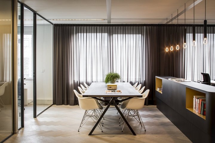 荷兰纳尔登 DZAP 设计的 Yellowtail 办公室 荷兰纳尔登 DZAP 设计的 Yellowtail 办公室