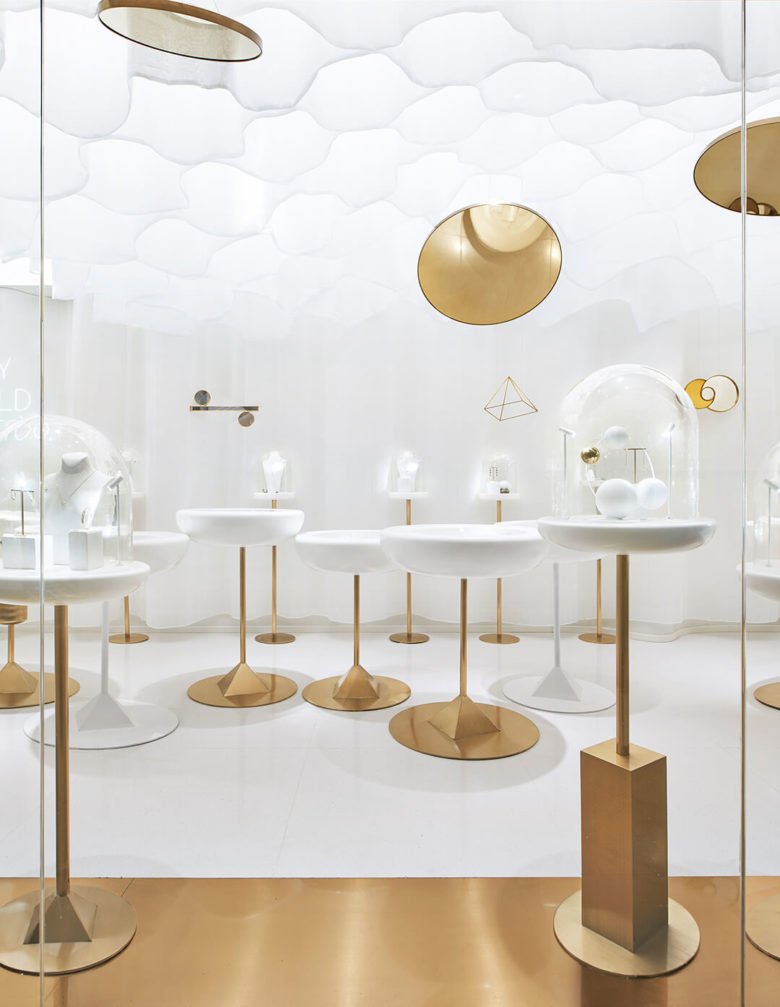 Yin boutique by Okamoto Deguchi Design
