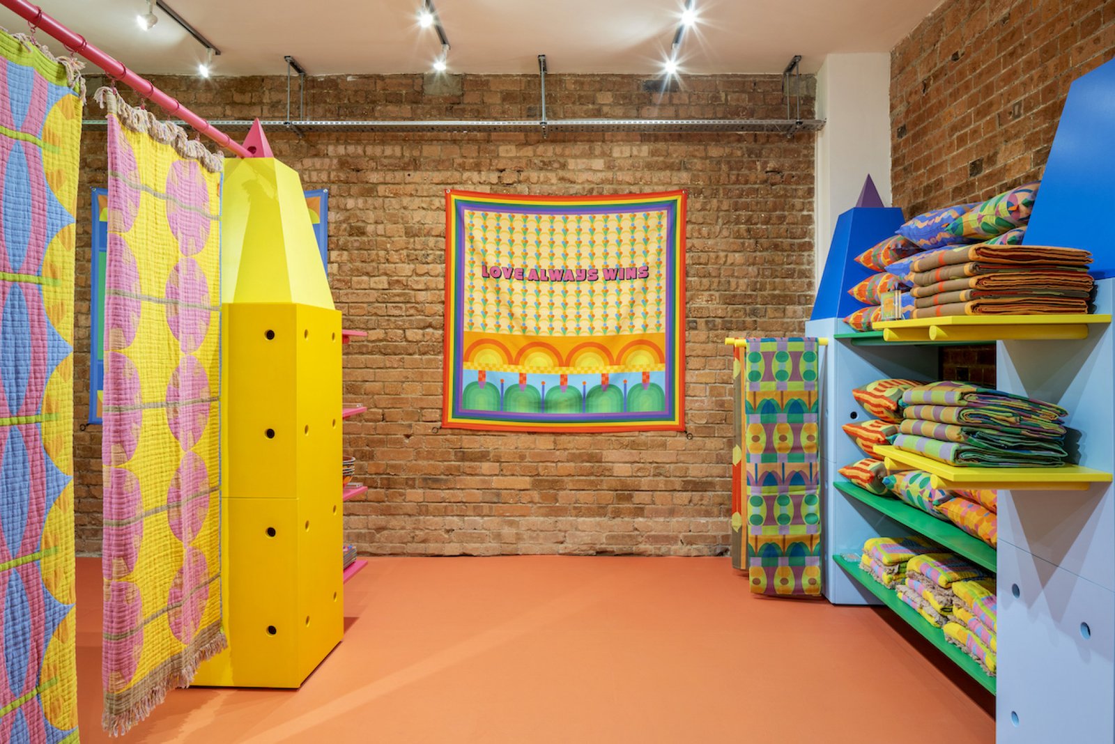 Yinka Ilori 快闪店