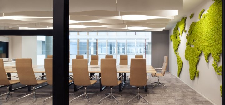 Yoox Net-A-Porter 技术中心，Grimshaw，英国伦敦