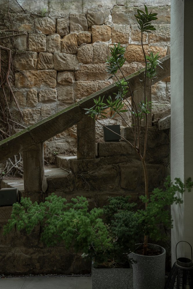 Yuanmen Primary School Renovation by JiuQiHuaXia Atelier KAI + SILOxDESIGN