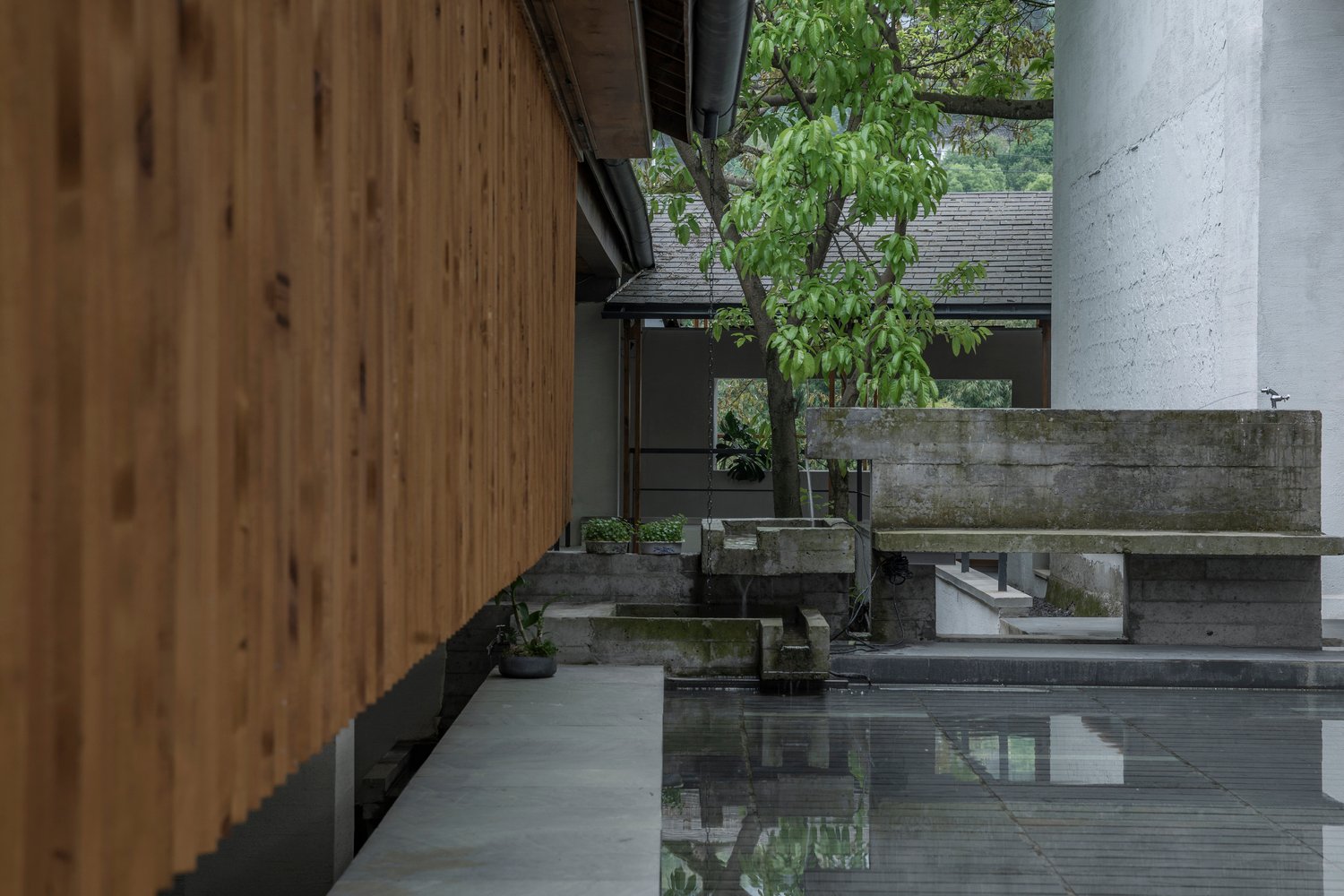 Yuanmen Primary School Renovation by JiuQiHuaXia Atelier KAI + SILOxDESIGN