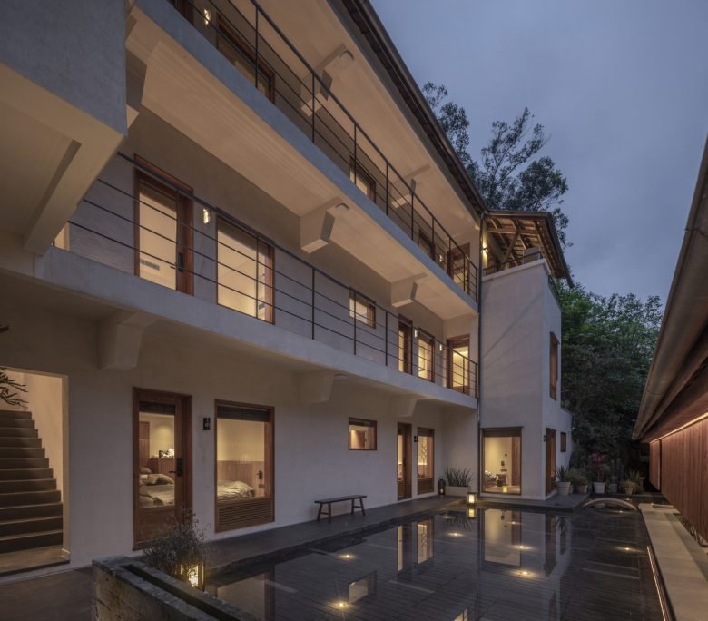 Yuanmen Primary School Renovation by JiuQiHuaXia Atelier KAI + SILOxDESIGN