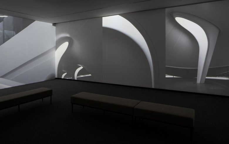 ZHA 的“未来城市”展览审视了该公司在城市设计方面的创新