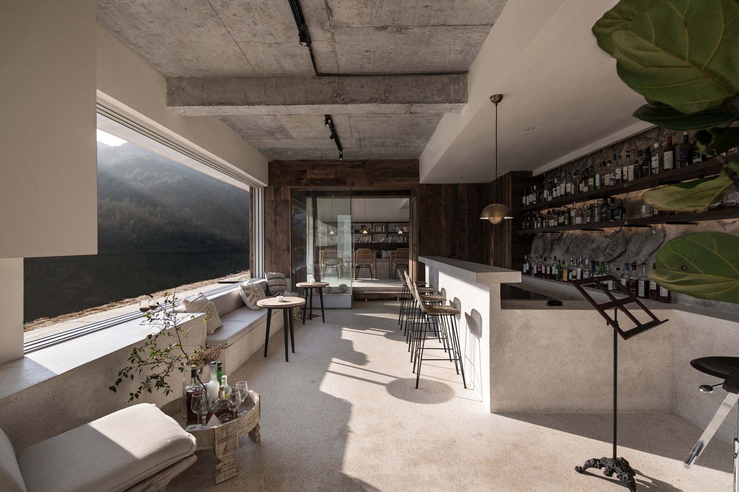 AT DESIGN 朱·85 别墅酒店