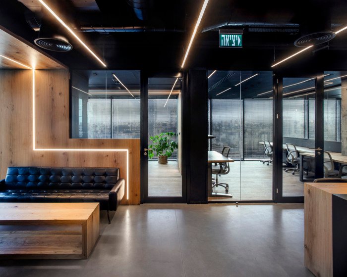 Zen Protocol 办公室，作者：Turman Romano