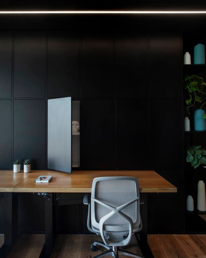 Zen Protocol 办公室，作者：Turman Romano