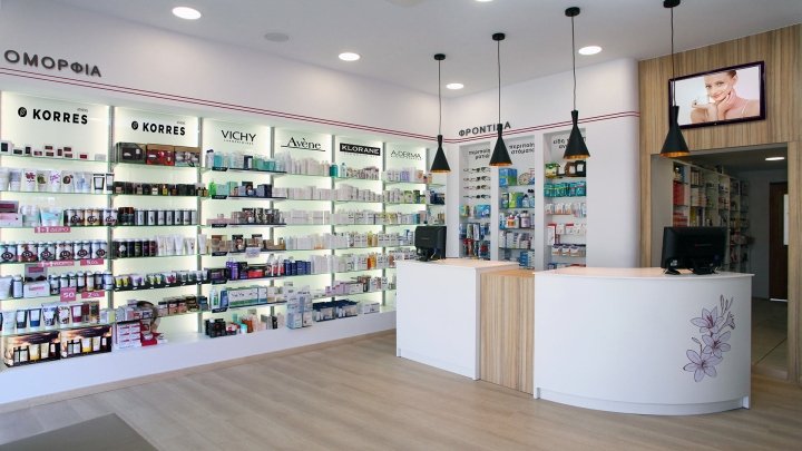 Zoi Borsinou 药房由 Lefteris Tsikandilakis 设计，莱夫卡达 – 希腊