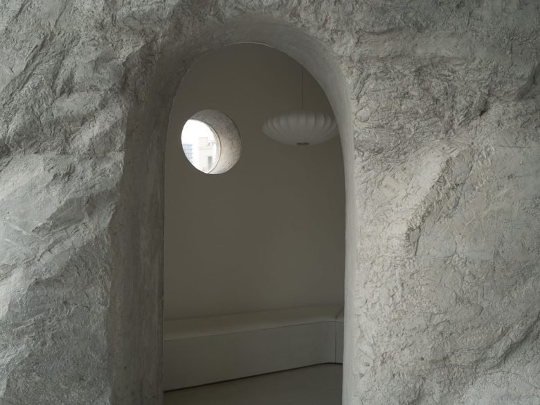 B.L.U.E. 的 Zolaism 咖啡馆建筑工作室 B.L.U.E. 的 Zolaism 咖啡馆建筑工作室