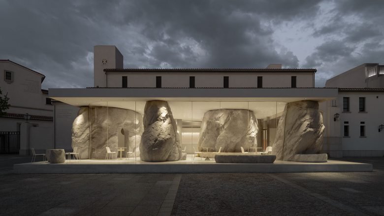 B.L.U.E. 的 Zolaism 咖啡馆建筑工作室 B.L.U.E. 的 Zolaism 咖啡馆建筑工作室