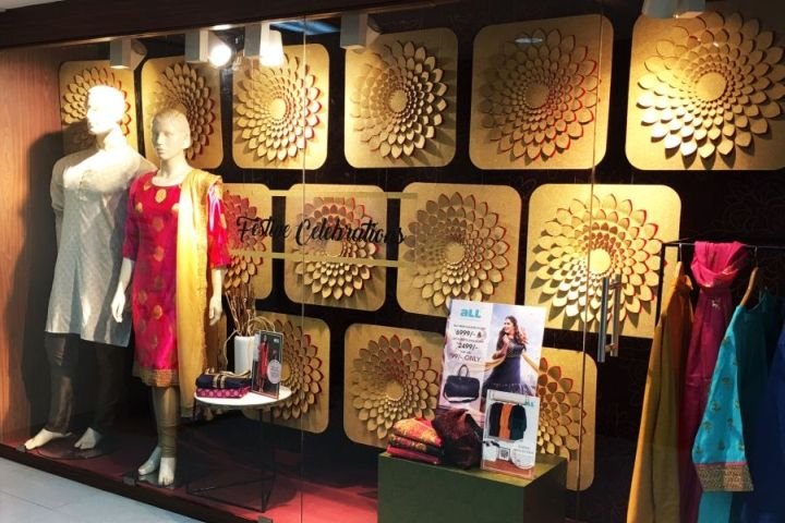 未来生活方式时尚 (Future Lifestyle Fashion) 的所有节日橱窗，Pan – 印度