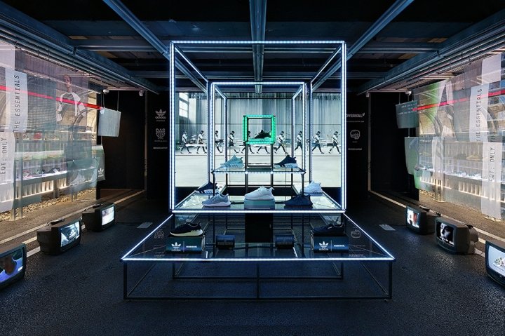 阿迪达斯广告活动“BASECAMP 107”，由 URBANTAINER 设计，韩国首尔