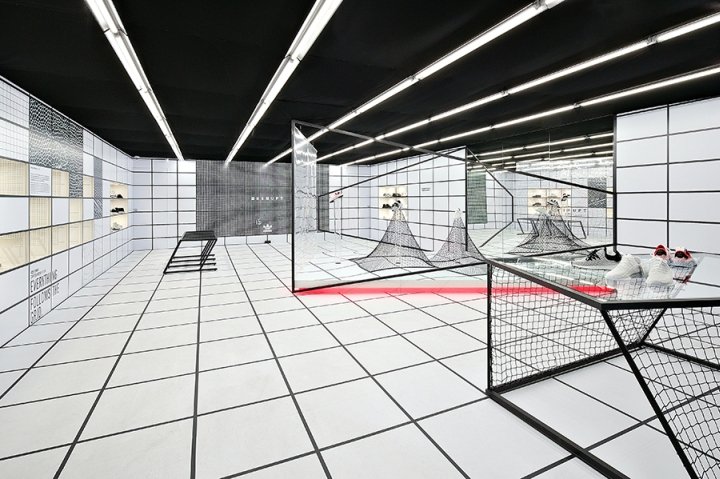 阿迪达斯广告活动“BASECAMP 107”，由 URBANTAINER 设计，韩国首尔