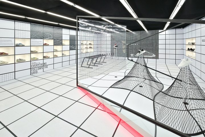 阿迪达斯广告活动“BASECAMP 107”，由 URBANTAINER 设计，韩国首尔