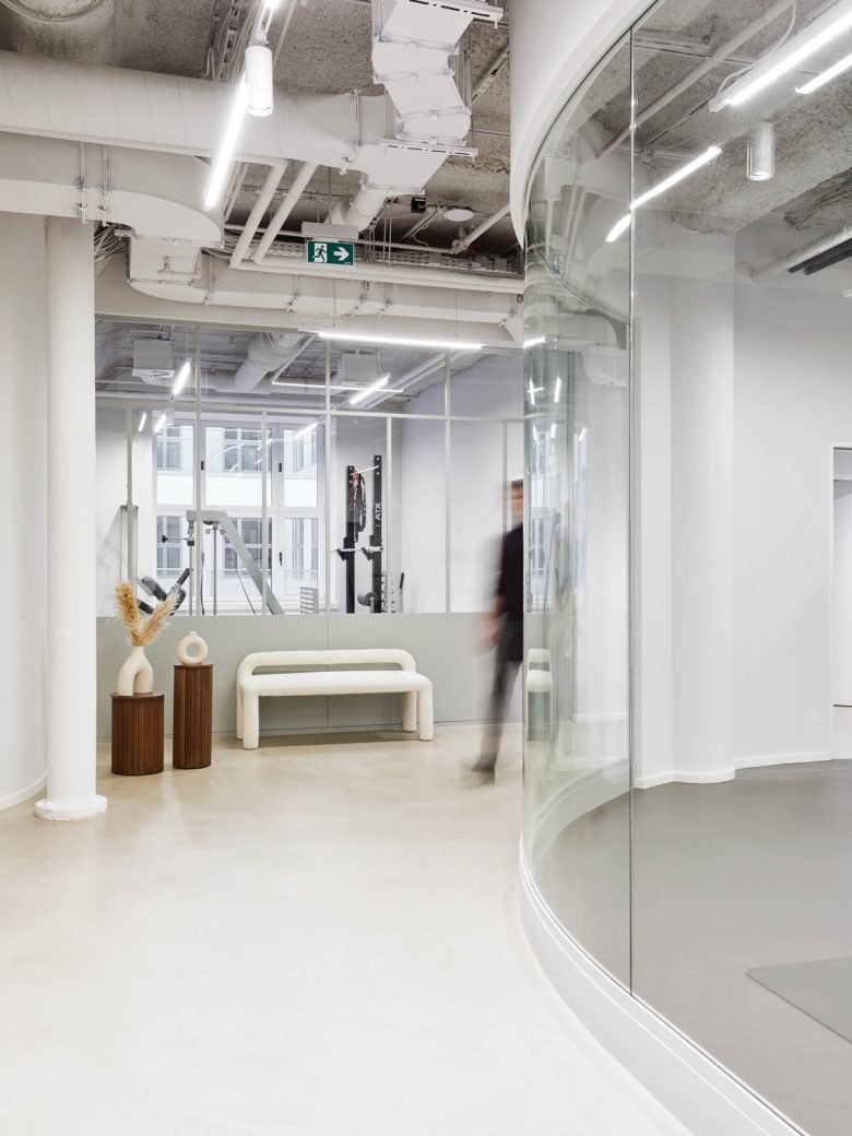 汉堡 Eterno Hub by Ahochdrei – Labor für Gestaltung 汉堡 Eterno Hub by Ahochdrei – Labor für Gestaltung