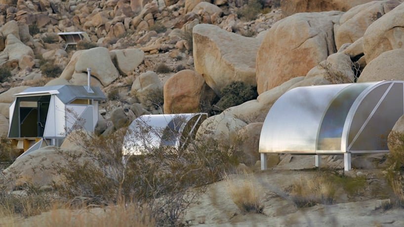 短片讲述了艺术家 andrea zittel 在实验性“马车车站营地”的生活