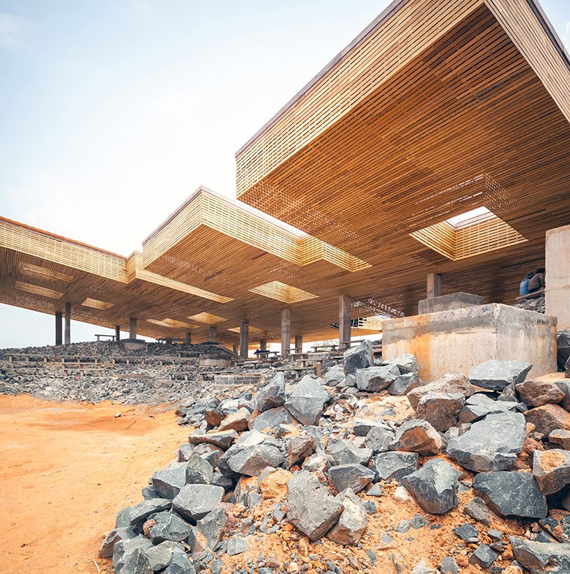 曼谷项目工作室为泰国大象和人类创建“文化庭院”