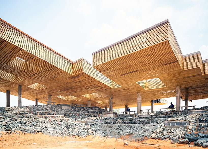 曼谷项目工作室为泰国大象和人类创建“文化庭院”