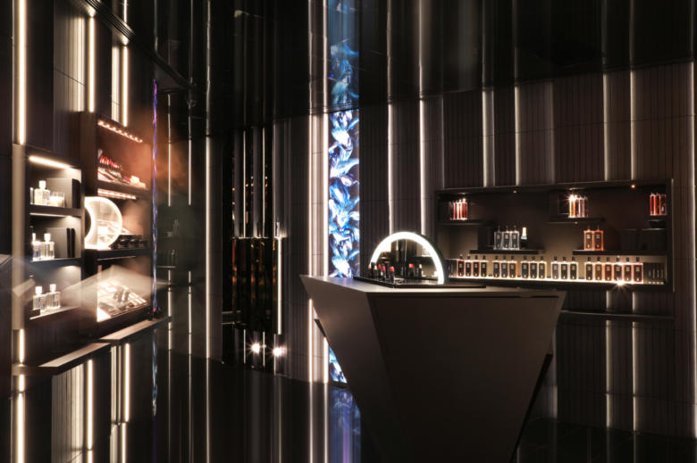 Serge Lutens 首家亚洲概念店，由 centdegrés 设计