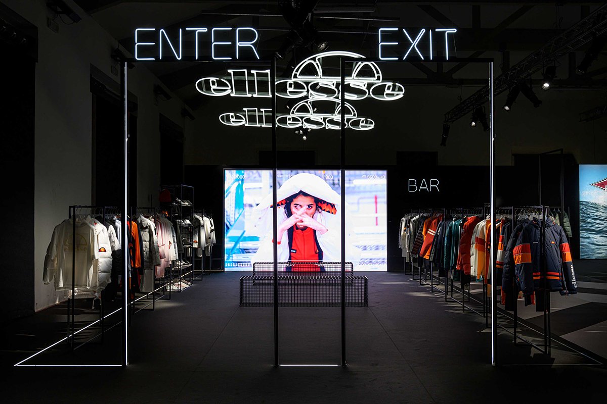 Best Company e Ellesse 展览装置由 Wea / Pitti Uomo 97 / Fiat lux 设计