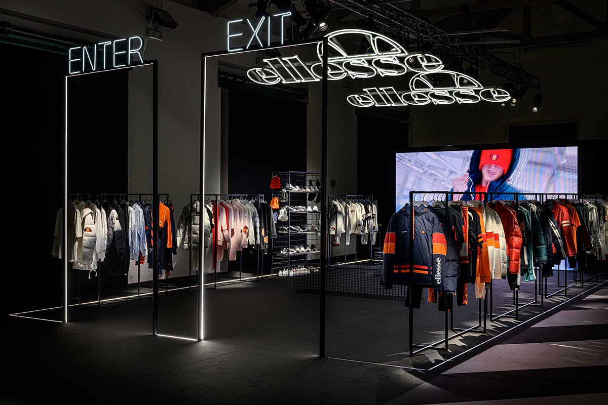 Best Company e Ellesse 展览装置由 Wea / Pitti Uomo 97 / Fiat lux 设计