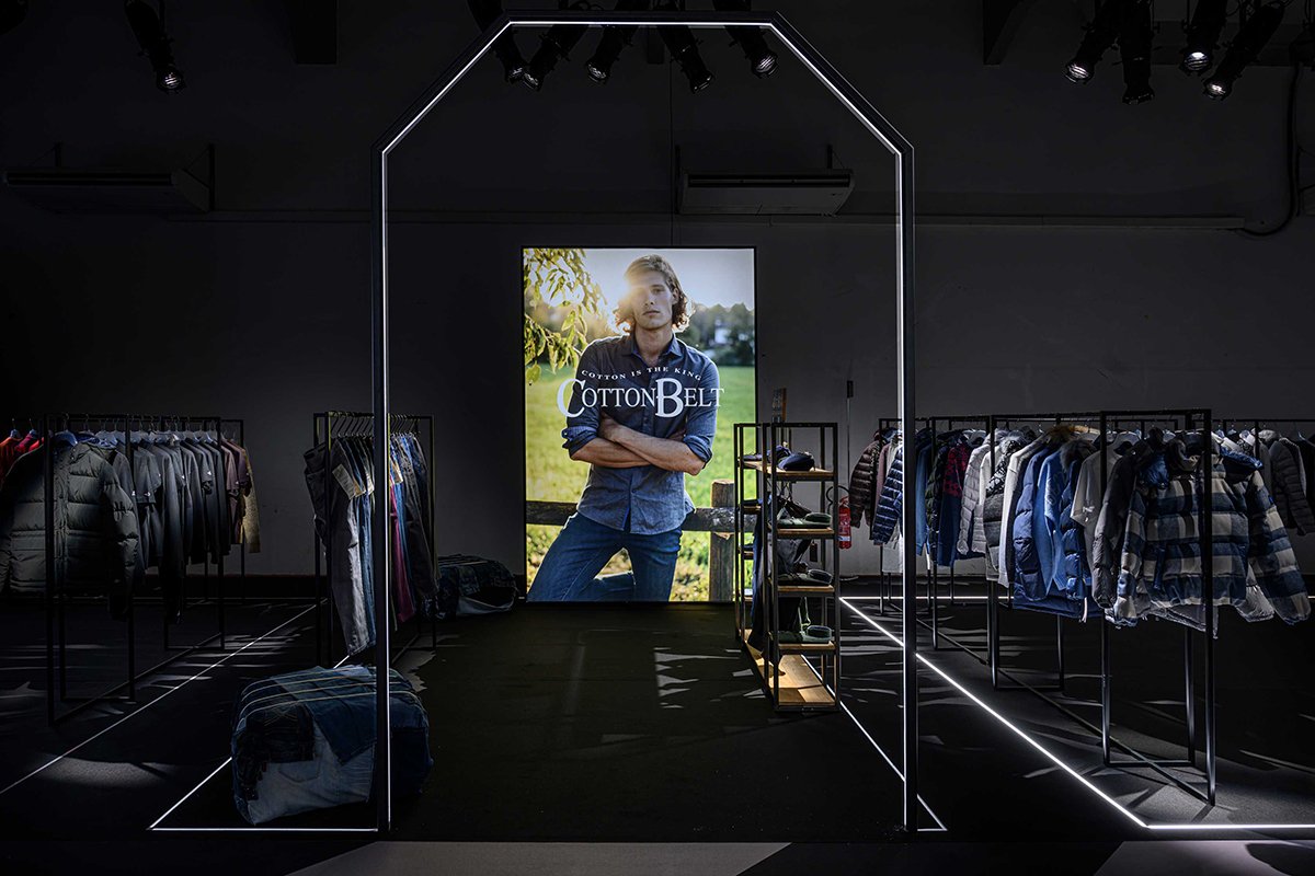 Best Company e Ellesse 展览装置由 Wea / Pitti Uomo 97 / Fiat lux 设计