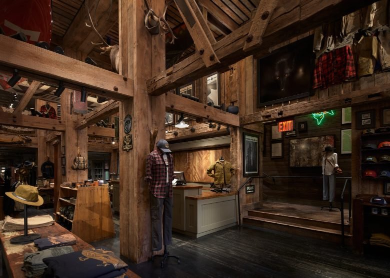 菲尔森纽约旗舰店由 Heliotrope Architects 设计