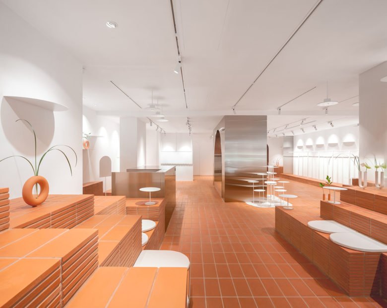 HER,香港受火星启发的购物体验 HER,香港受火星启发的购物体验