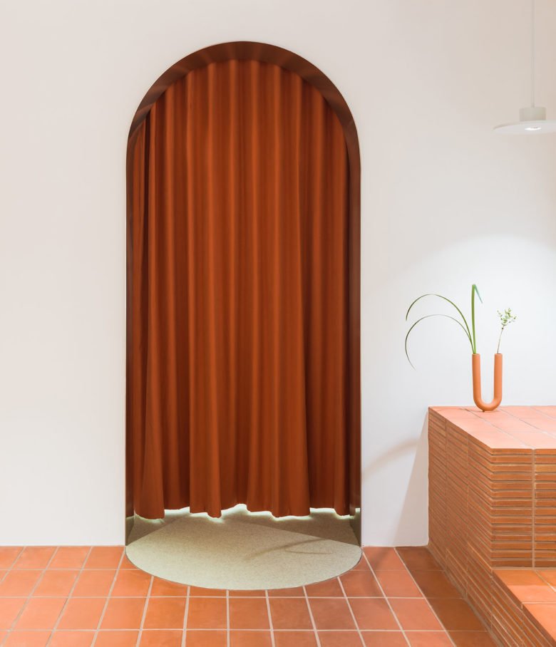 HER,香港受火星启发的购物体验 HER,香港受火星启发的购物体验