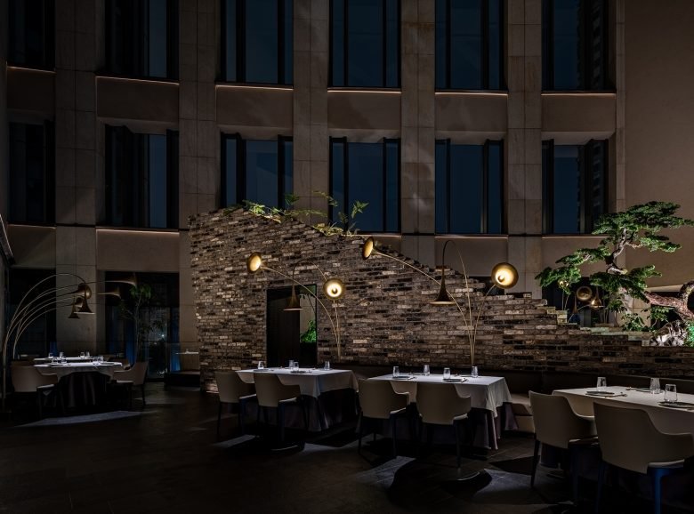 四季民福烤鸭店 ( 外白渡桥店) 四季民福烤鸭店 (外白渡桥店)