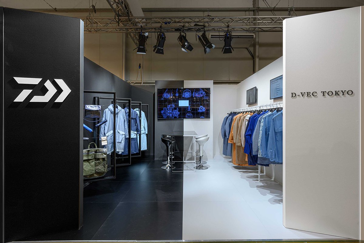 D-VEC 展览装置由 WEA / Pitti Uomo 96 / D-VEC Tokyo 设计，吸引异性