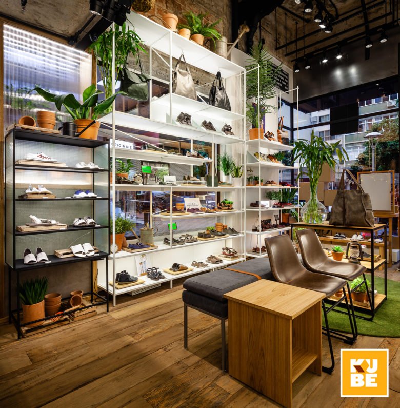 Outer Shoes Leblon 商店,由 Kube Arquitetura 设计,里约热内卢 – 巴西 Outer Shoes Leblon 商店,由 Kube Arquitetura 设计,里约热内卢 – 巴西