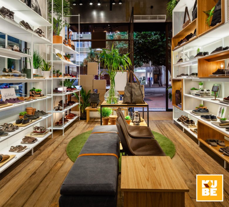 Outer Shoes Leblon 商店,由 Kube Arquitetura 设计,里约热内卢 – 巴西 Outer Shoes Leblon 商店,由 Kube Arquitetura 设计,里约热内卢 – 巴西