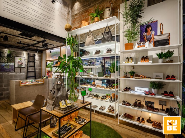 Outer Shoes Leblon 商店,由 Kube Arquitetura 设计,里约热内卢 – 巴西 Outer Shoes Leblon 商店,由 Kube Arquitetura 设计,里约热内卢 – 巴西