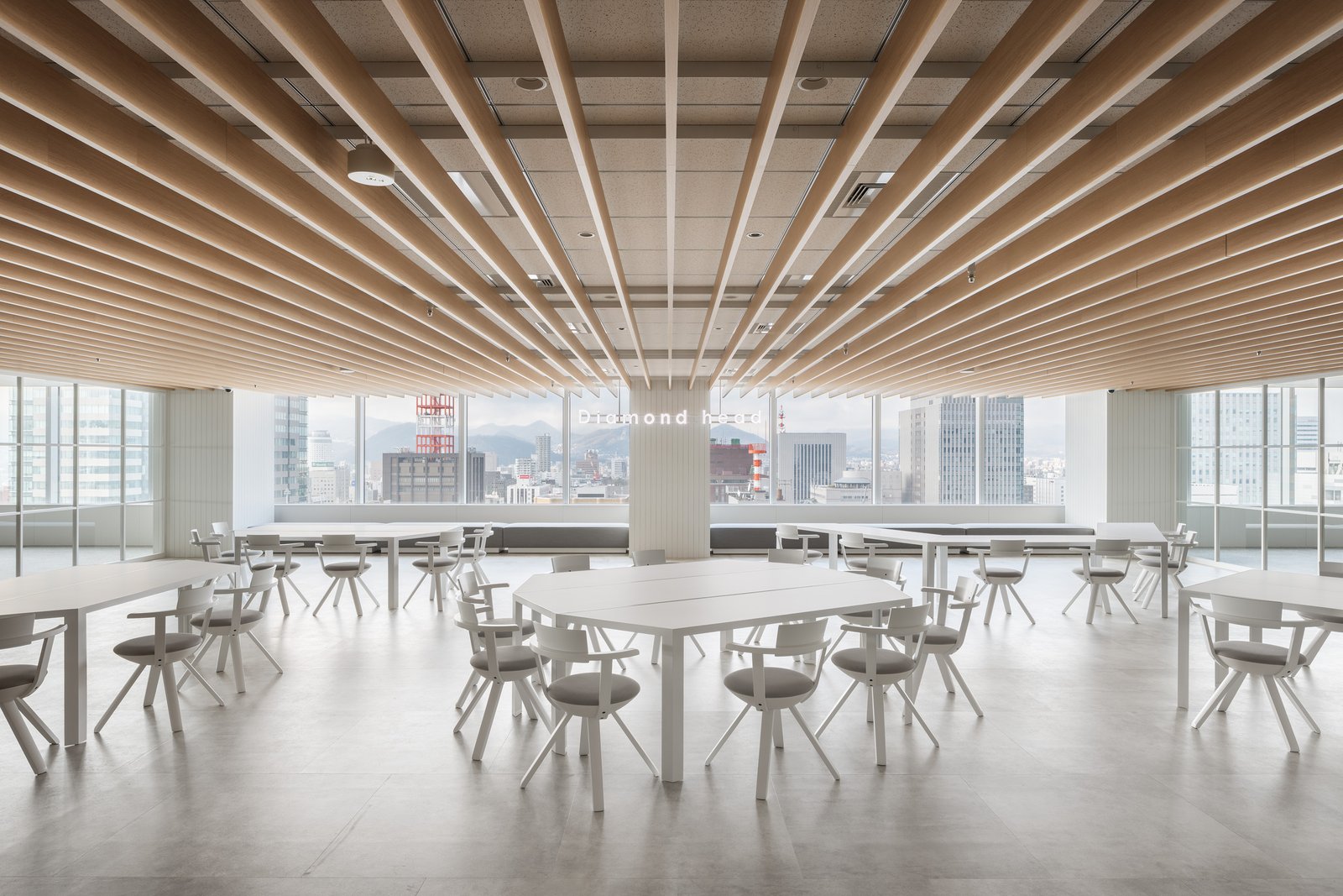 BROOK Inc. 的钻石总部 BROOK Inc. 的钻石总部