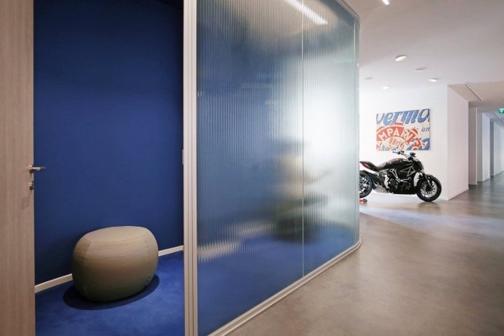 e-Novia 办公室，由 Il Prisma Milano srl 设计，米兰 – 意大利