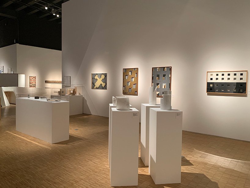 汉斯·乌尔里希·奥布里斯特策划的恩佐·马里展览在米兰三年展开幕 汉斯·乌尔里希·奥布里斯特策划的恩佐·马里展览在米兰三年展开幕