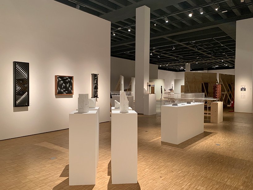 汉斯·乌尔里希·奥布里斯特策划的恩佐·马里展览在米兰三年展开幕 汉斯·乌尔里希·奥布里斯特策划的恩佐·马里展览在米兰三年展开幕