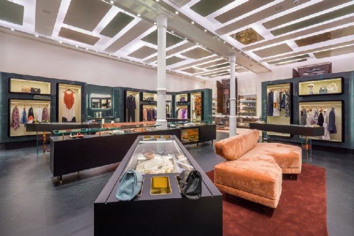 Roberto Baciocchi 的 FR 精品店，意大利博洛尼亚