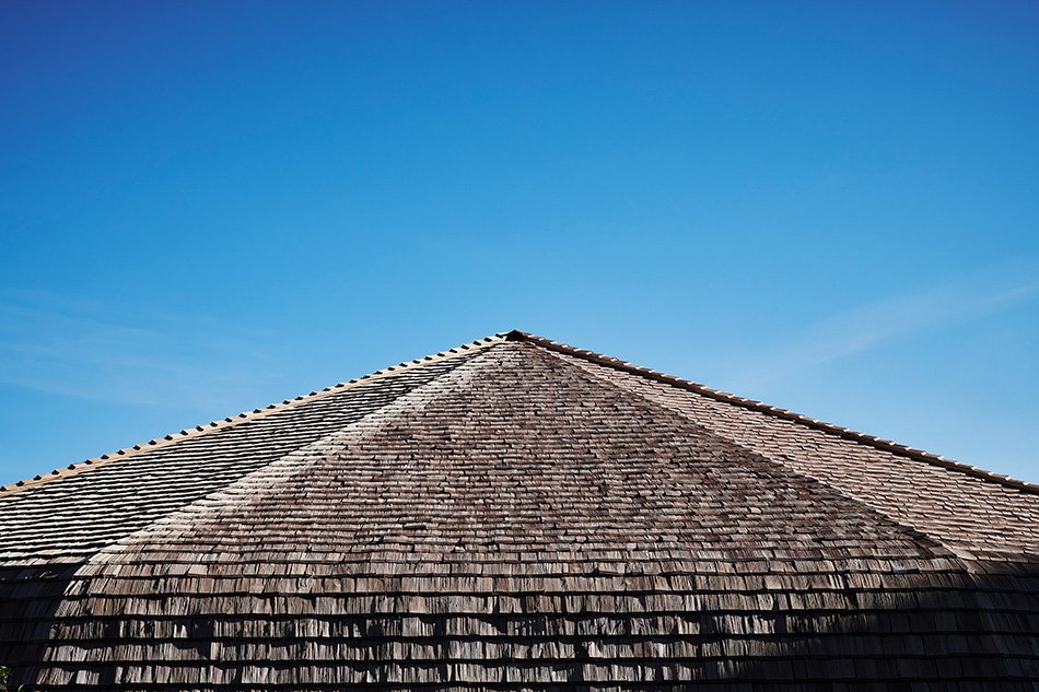 AMDL CIRCLE + michele de lucchi 使用回收的木材建造南蒂罗尔的酒店建筑