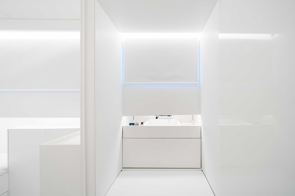 fran silvestre arquitectos 重新设计土耳其纵帆船，打造全白色帆船