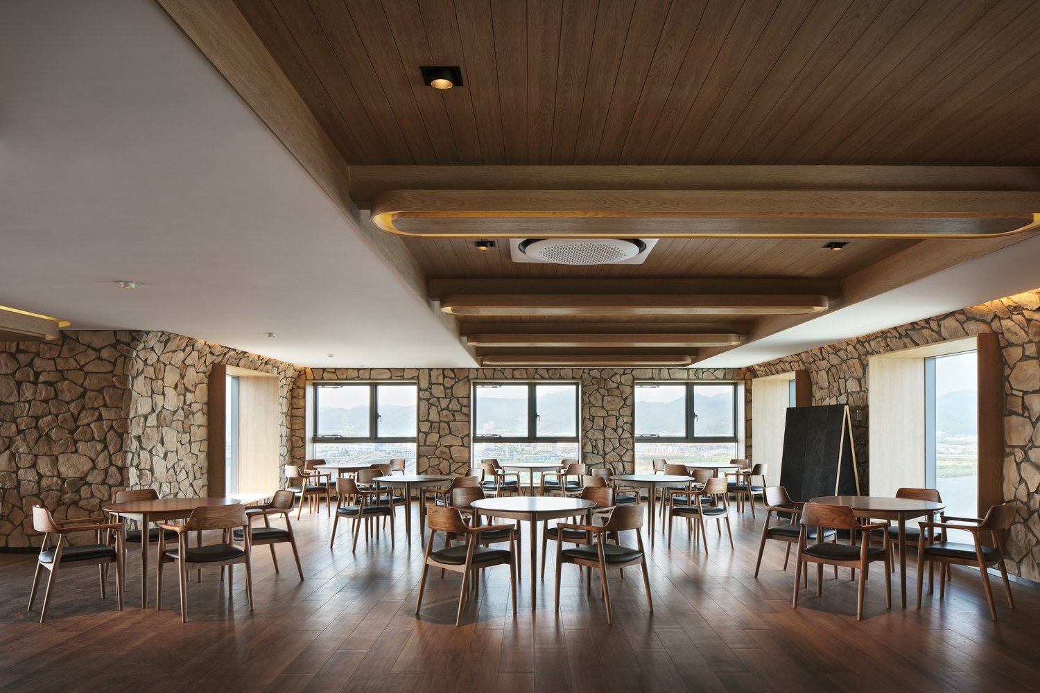 83 设计的 tt 酒店