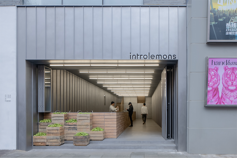 introemons 咖啡馆 / AIM Architecture