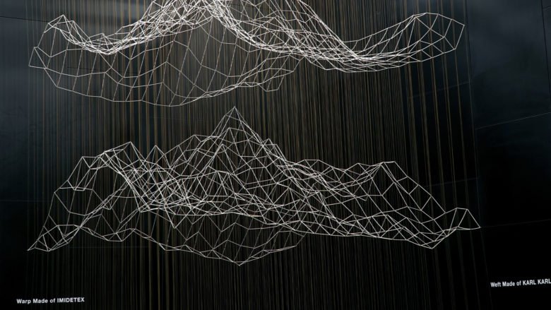 纱线交织实体艺术装置及 AR 体验 纱线交织实体艺术装置及 AR 体验