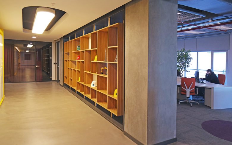 BATI YAPI 办公室 / OSO Architecture